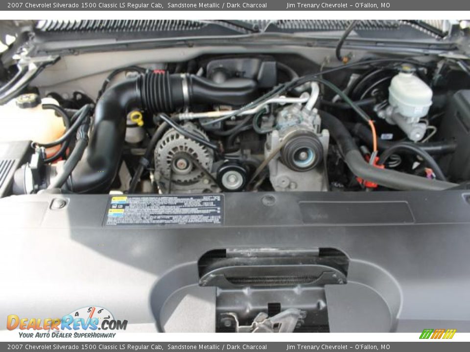 2007 Chevrolet Silverado 1500 Classic LS Regular Cab Sandstone Metallic / Dark Charcoal Photo #7