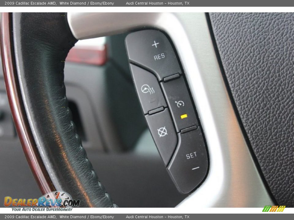 2009 Cadillac Escalade AWD White Diamond / Ebony/Ebony Photo #24