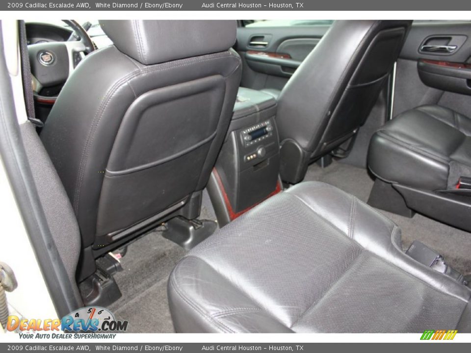 2009 Cadillac Escalade AWD White Diamond / Ebony/Ebony Photo #29