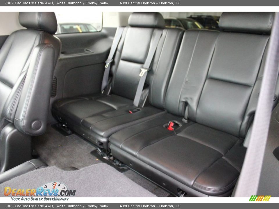 2009 Cadillac Escalade AWD White Diamond / Ebony/Ebony Photo #31
