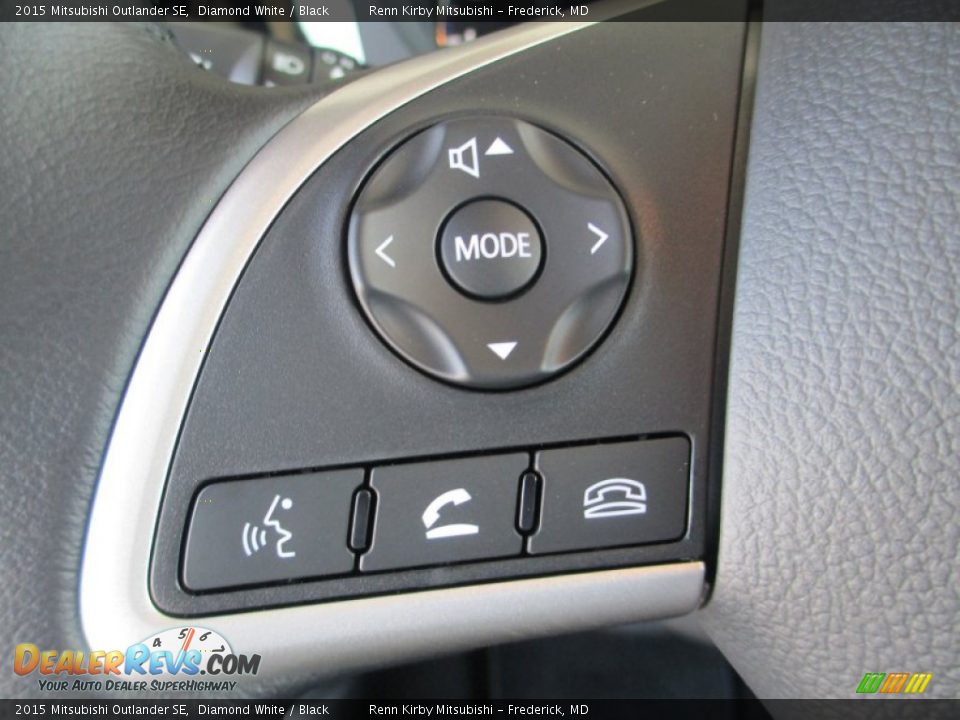 Controls of 2015 Mitsubishi Outlander SE Photo #20