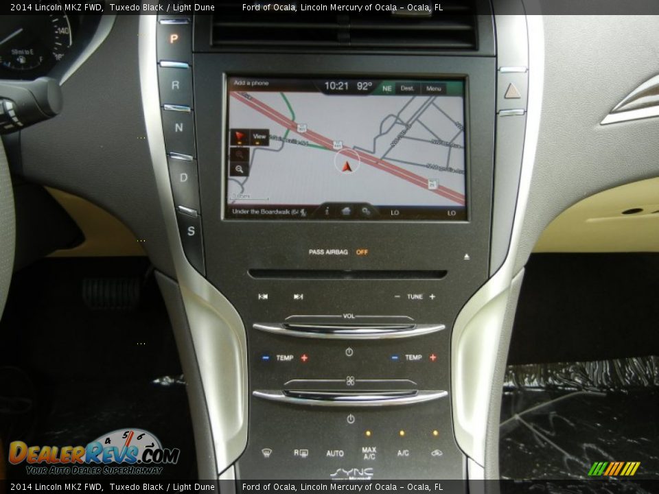 Navigation of 2014 Lincoln MKZ FWD Photo #10