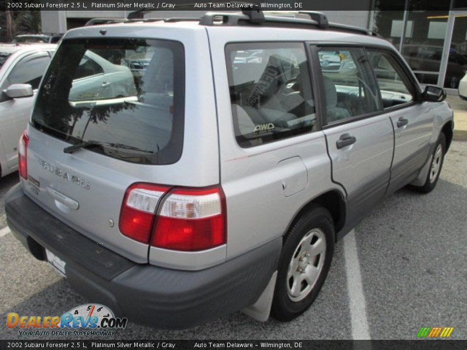 2002 Subaru Forester 2.5 L Platinum Silver Metallic / Gray Photo #6