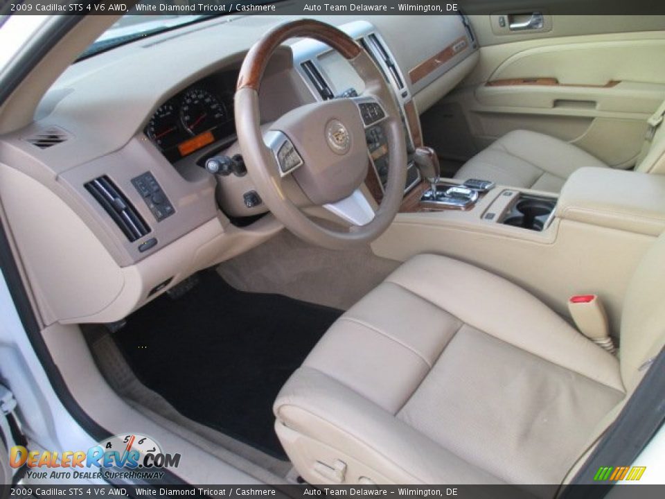 2009 Cadillac STS 4 V6 AWD White Diamond Tricoat / Cashmere Photo #10