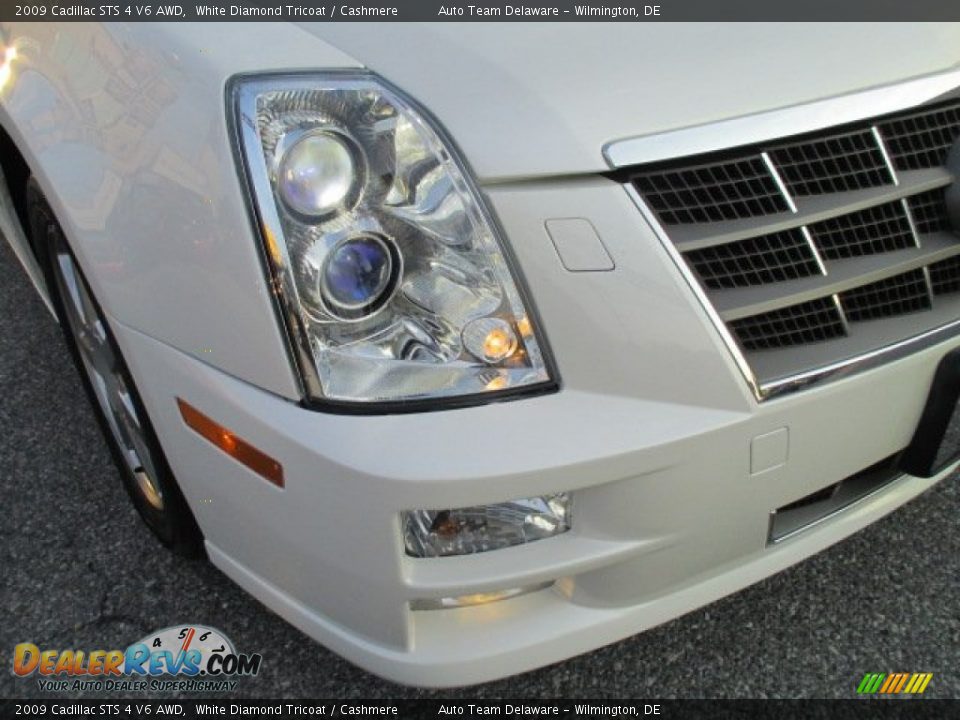 2009 Cadillac STS 4 V6 AWD White Diamond Tricoat / Cashmere Photo #26