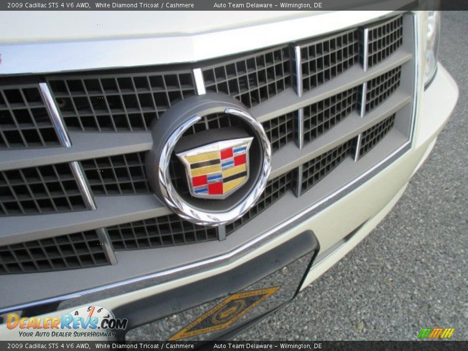2009 Cadillac STS 4 V6 AWD White Diamond Tricoat / Cashmere Photo #27