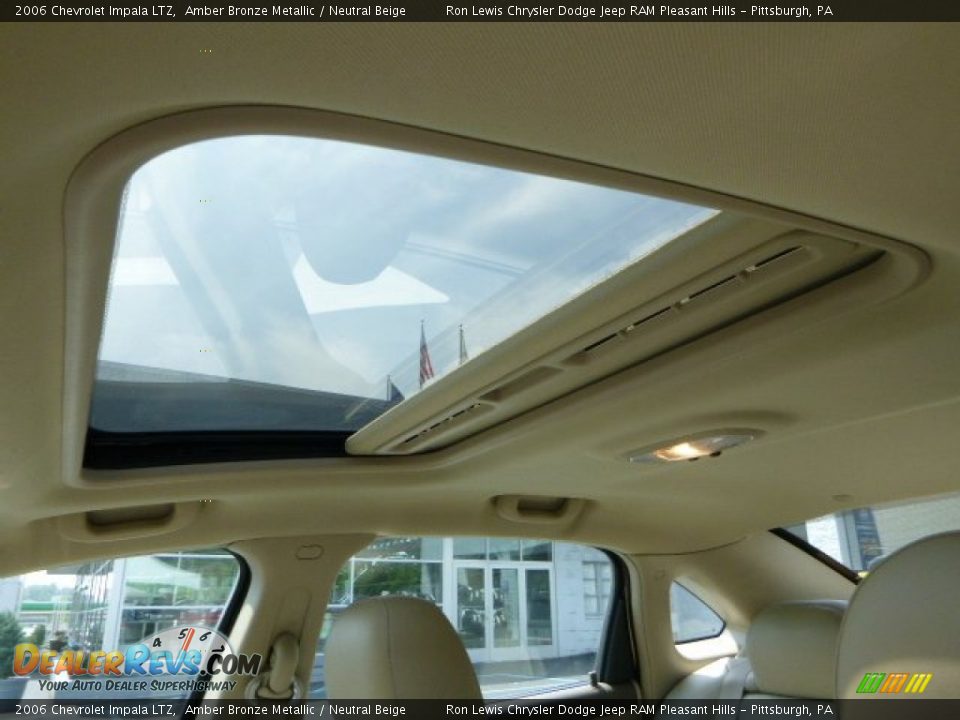 2006 Chevrolet Impala LTZ Amber Bronze Metallic / Neutral Beige Photo #16