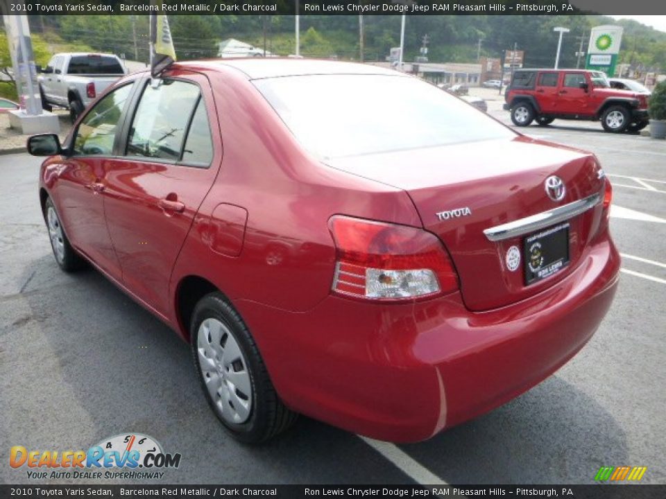 2010 Toyota Yaris Sedan Barcelona Red Metallic / Dark Charcoal Photo #3