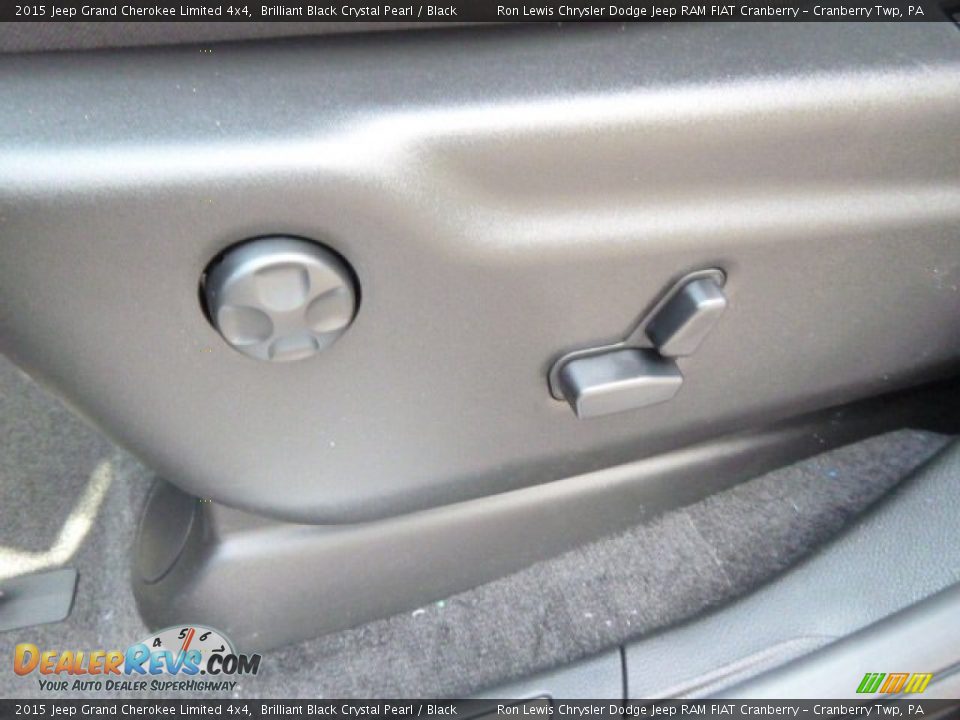 2015 Jeep Grand Cherokee Limited 4x4 Brilliant Black Crystal Pearl / Black Photo #13