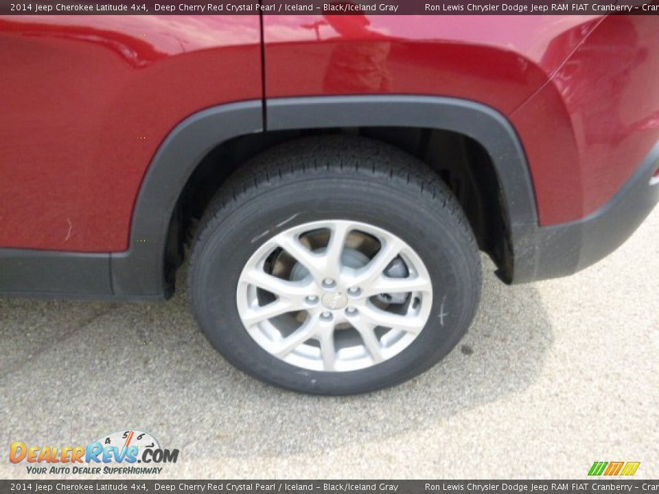 2014 Jeep Cherokee Latitude 4x4 Deep Cherry Red Crystal Pearl / Iceland - Black/Iceland Gray Photo #9