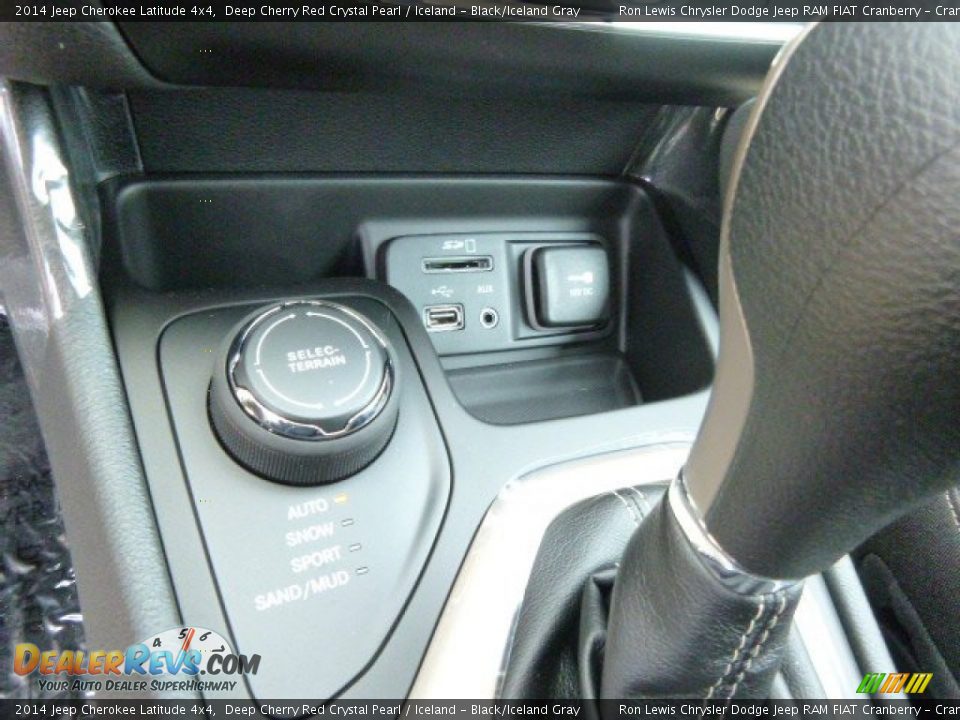 2014 Jeep Cherokee Latitude 4x4 Deep Cherry Red Crystal Pearl / Iceland - Black/Iceland Gray Photo #18