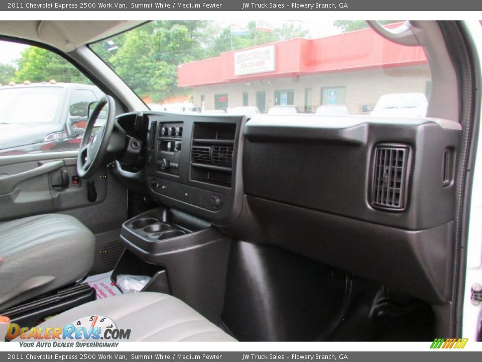 2011 Chevrolet Express 2500 Work Van Summit White / Medium Pewter Photo #27