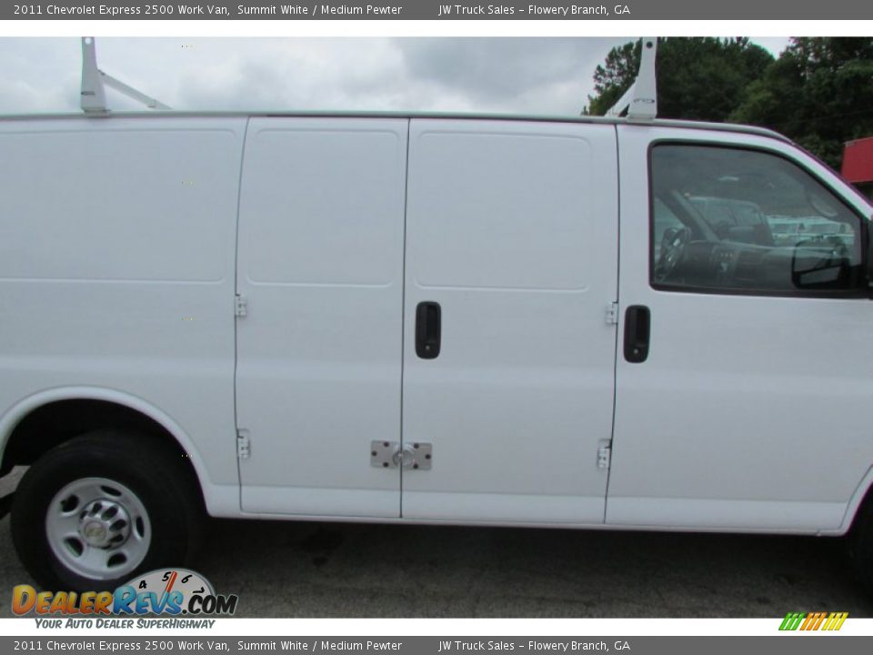 2011 Chevrolet Express 2500 Work Van Summit White / Medium Pewter Photo #18