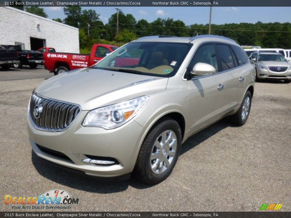 Front 3/4 View of 2015 Buick Enclave Leather Photo #1