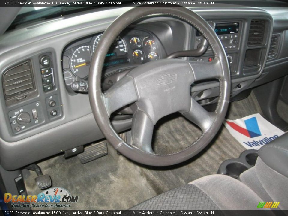 2003 Chevrolet Avalanche 1500 4x4 Arrival Blue / Dark Charcoal Photo #6