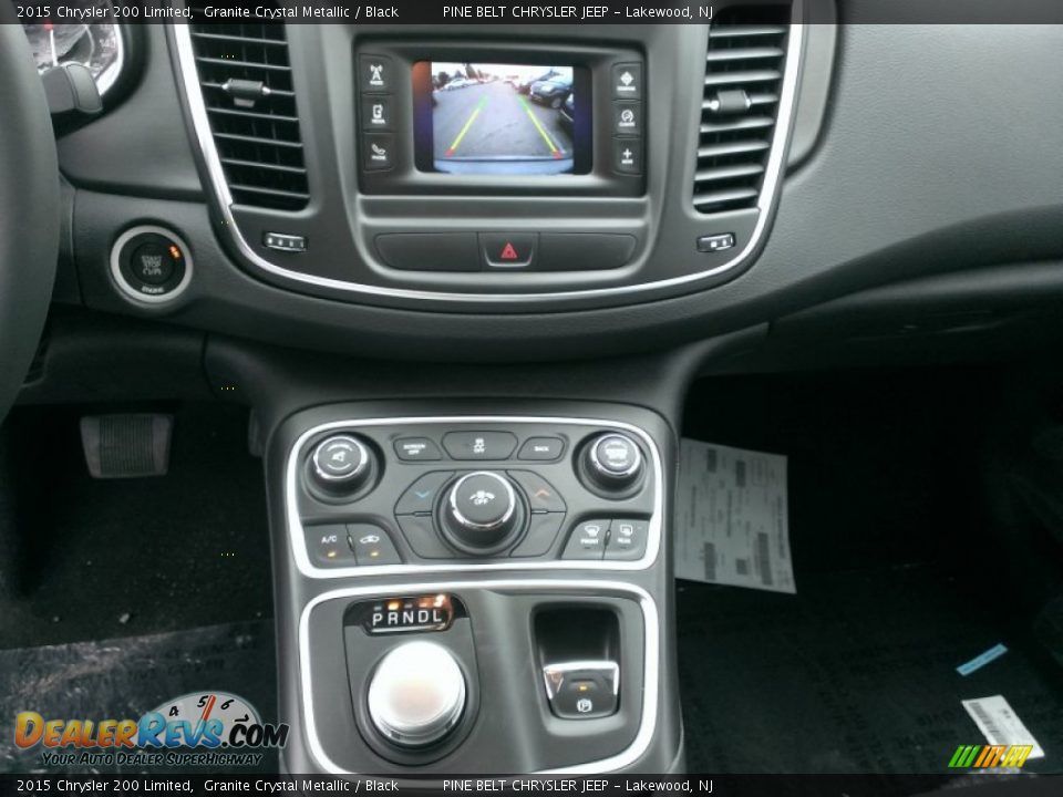 2015 Chrysler 200 Limited Granite Crystal Metallic / Black Photo #10