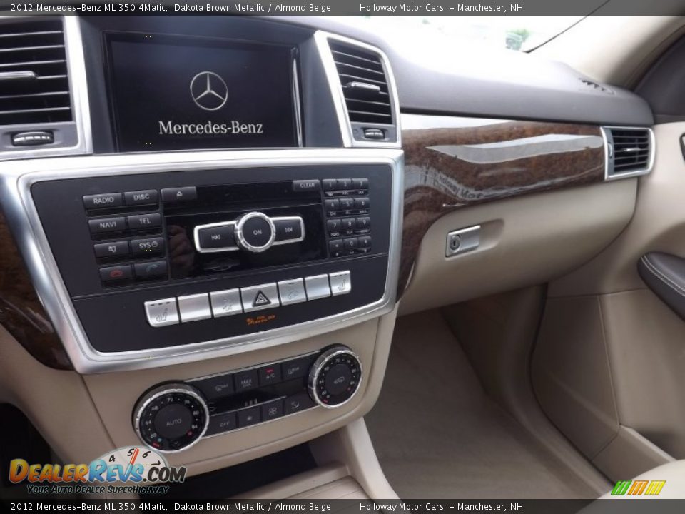 Dashboard of 2012 Mercedes-Benz ML 350 4Matic Photo #10