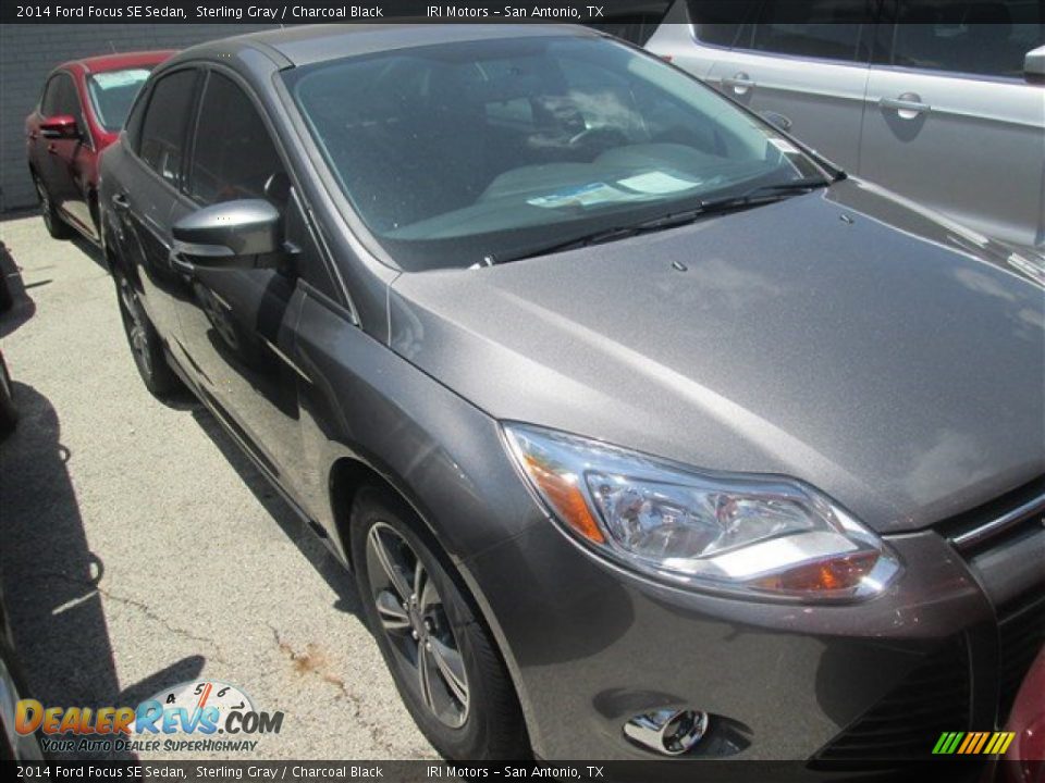 2014 Ford Focus SE Sedan Sterling Gray / Charcoal Black Photo #4