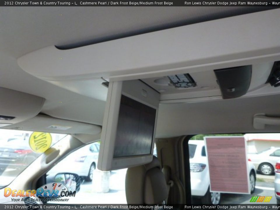 2012 Chrysler Town & Country Touring - L Cashmere Pearl / Dark Frost Beige/Medium Frost Beige Photo #12