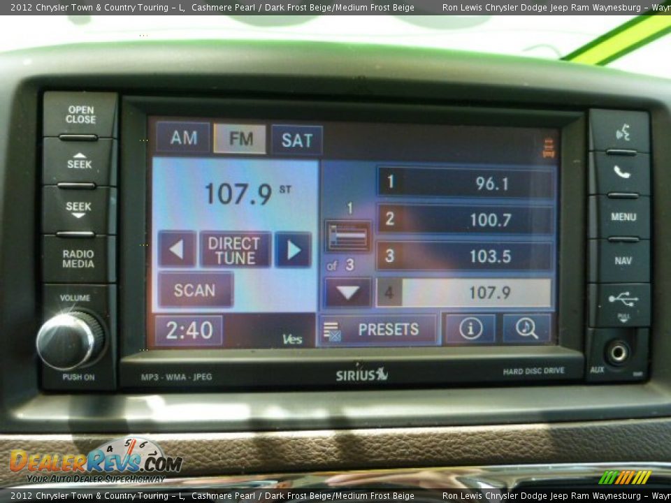 2012 Chrysler Town & Country Touring - L Cashmere Pearl / Dark Frost Beige/Medium Frost Beige Photo #17