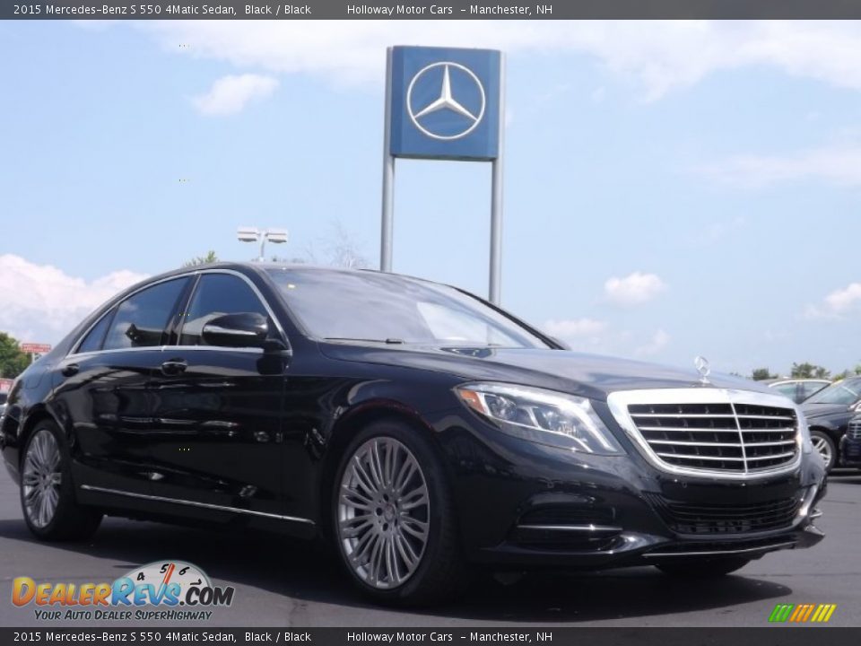 Front 3/4 View of 2015 Mercedes-Benz S 550 4Matic Sedan Photo #3
