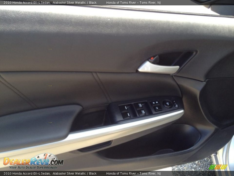 2010 Honda Accord EX-L Sedan Alabaster Silver Metallic / Black Photo #13