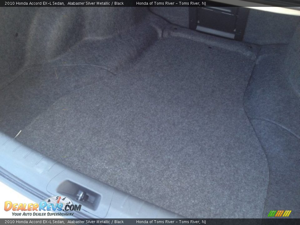 2010 Honda Accord EX-L Sedan Alabaster Silver Metallic / Black Photo #21