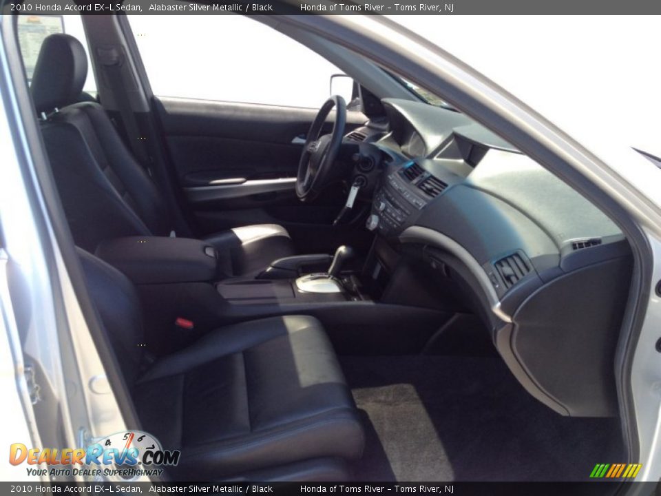 2010 Honda Accord EX-L Sedan Alabaster Silver Metallic / Black Photo #29