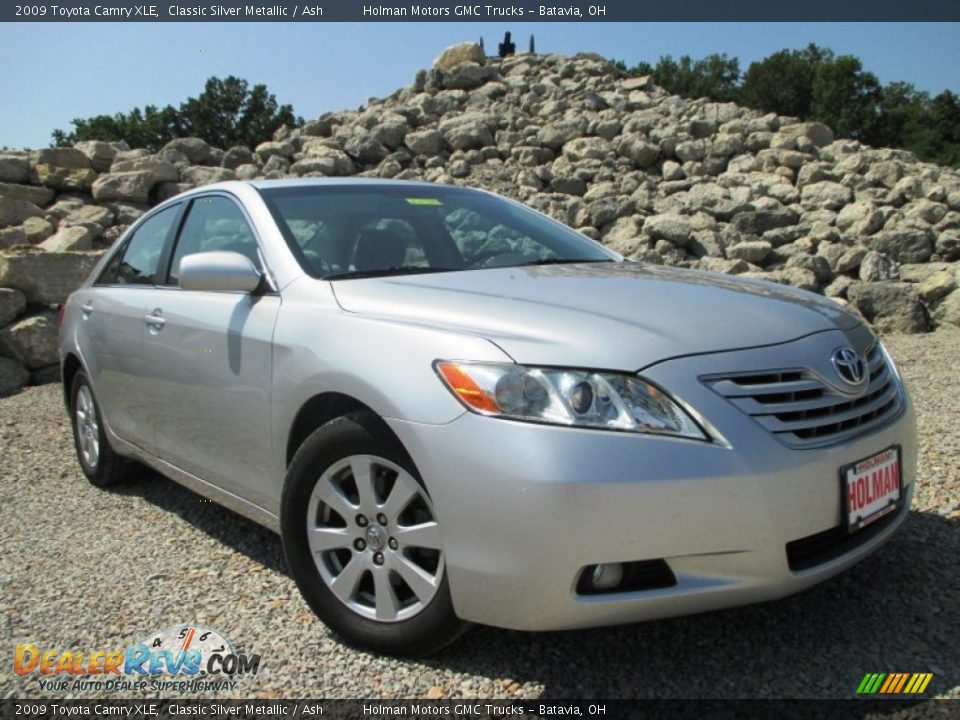 2009 Toyota Camry XLE Classic Silver Metallic / Ash Photo #1