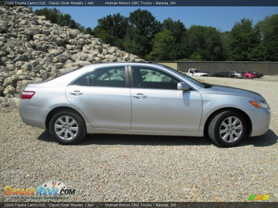 2009 Toyota Camry XLE Classic Silver Metallic / Ash Photo #33