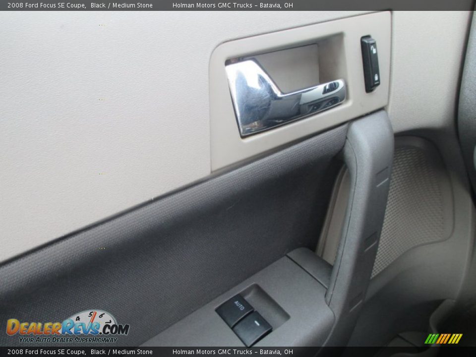 2008 Ford Focus SE Coupe Black / Medium Stone Photo #14