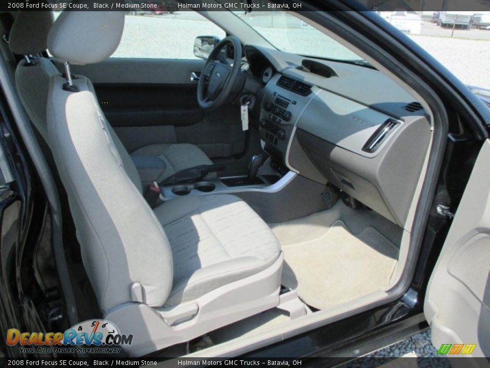 2008 Ford Focus SE Coupe Black / Medium Stone Photo #22