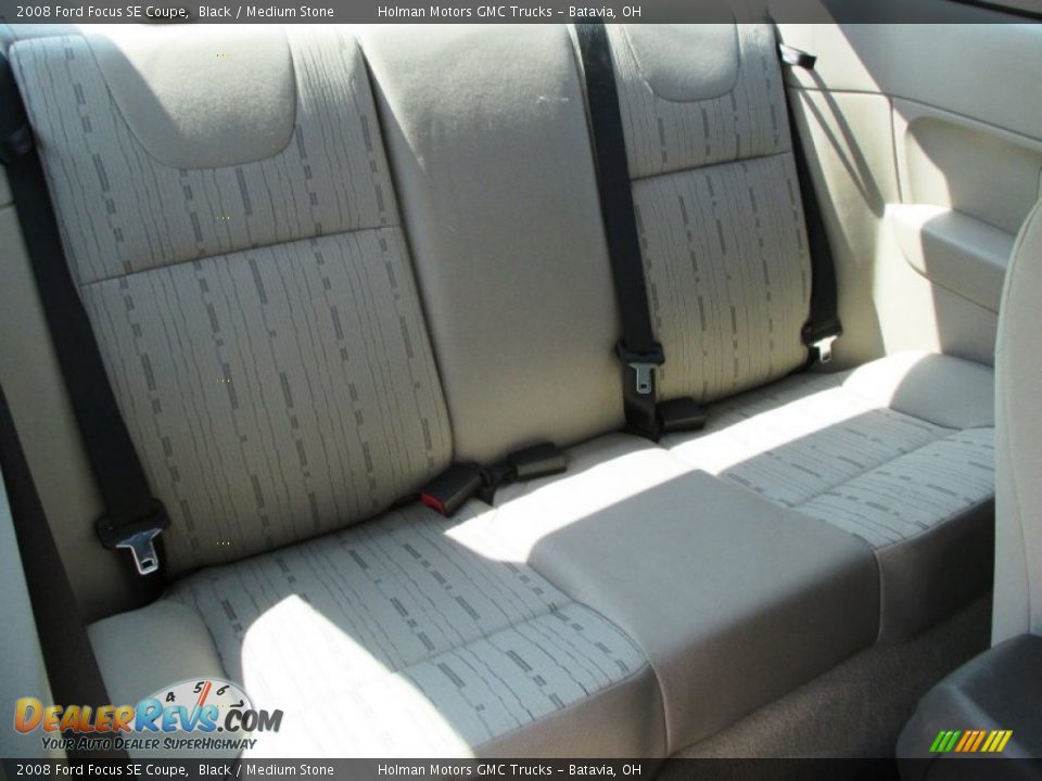 2008 Ford Focus SE Coupe Black / Medium Stone Photo #23