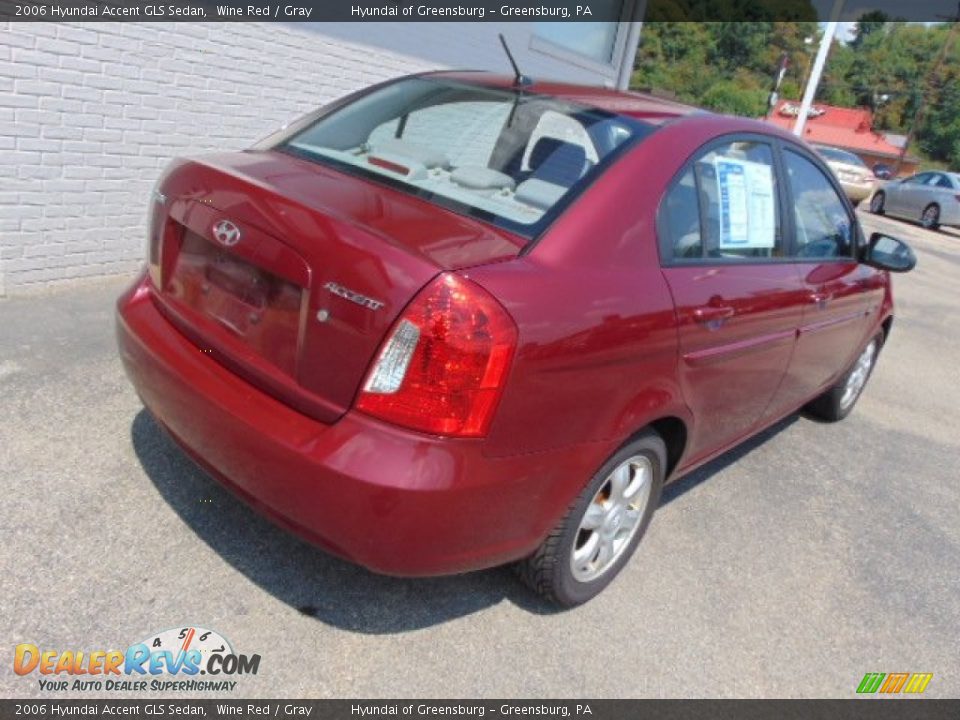 2006 Hyundai Accent GLS Sedan Wine Red / Gray Photo #9