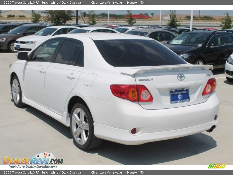 2009 Toyota Corolla XRS Super White / Dark Charcoal Photo #7