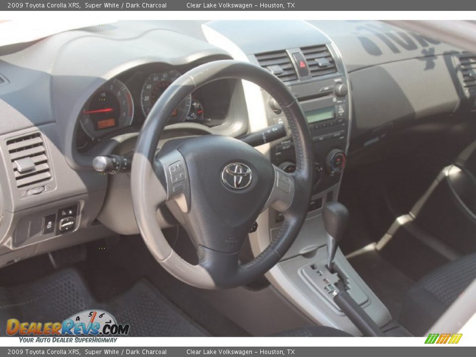 2009 Toyota Corolla XRS Super White / Dark Charcoal Photo #14