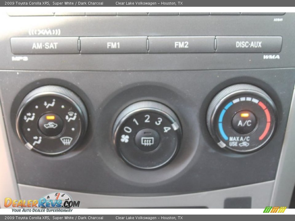 2009 Toyota Corolla XRS Super White / Dark Charcoal Photo #20