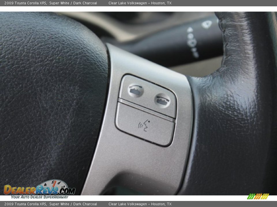 2009 Toyota Corolla XRS Super White / Dark Charcoal Photo #24