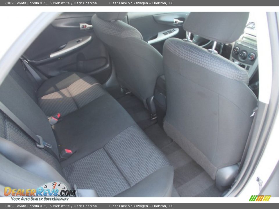 2009 Toyota Corolla XRS Super White / Dark Charcoal Photo #33