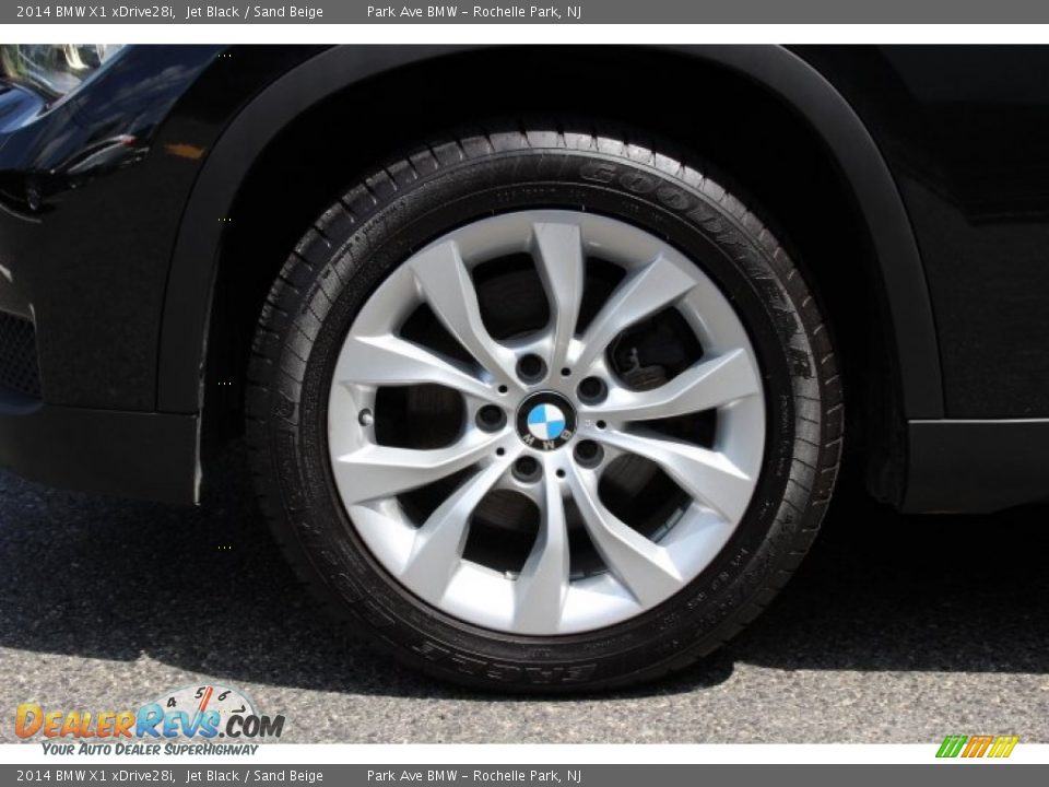 2014 BMW X1 xDrive28i Jet Black / Sand Beige Photo #31