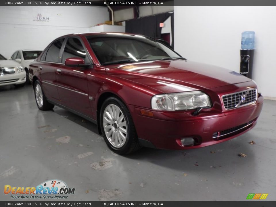 2004 Volvo S80 T6 Ruby Red Metallic / Light Sand Photo #2