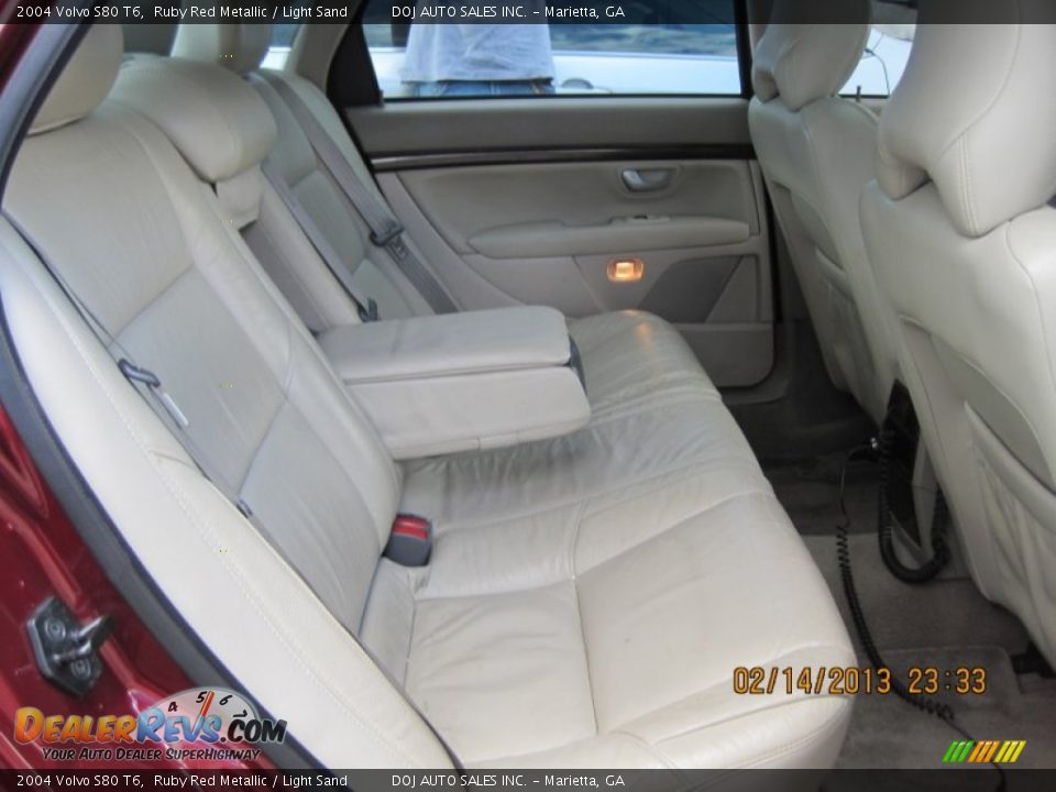2004 Volvo S80 T6 Ruby Red Metallic / Light Sand Photo #8