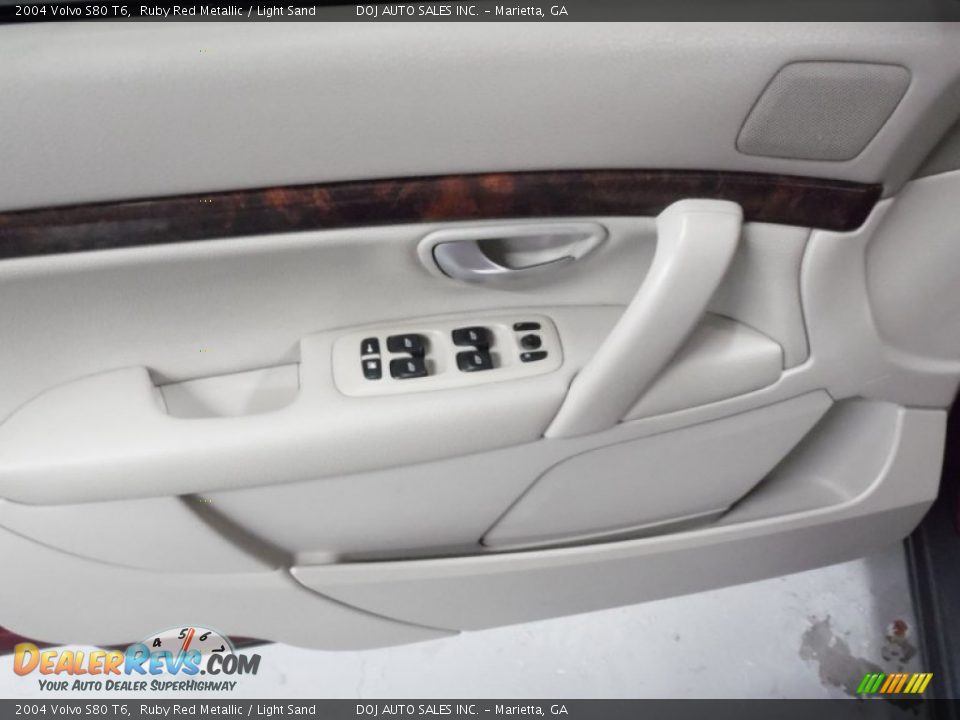 2004 Volvo S80 T6 Ruby Red Metallic / Light Sand Photo #25