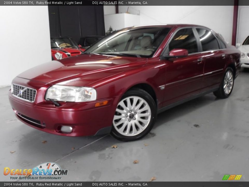 2004 Volvo S80 T6 Ruby Red Metallic / Light Sand Photo #28