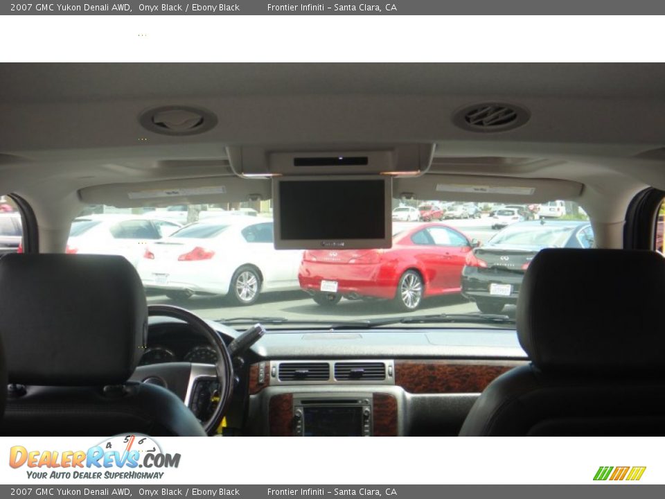 2007 GMC Yukon Denali AWD Onyx Black / Ebony Black Photo #10