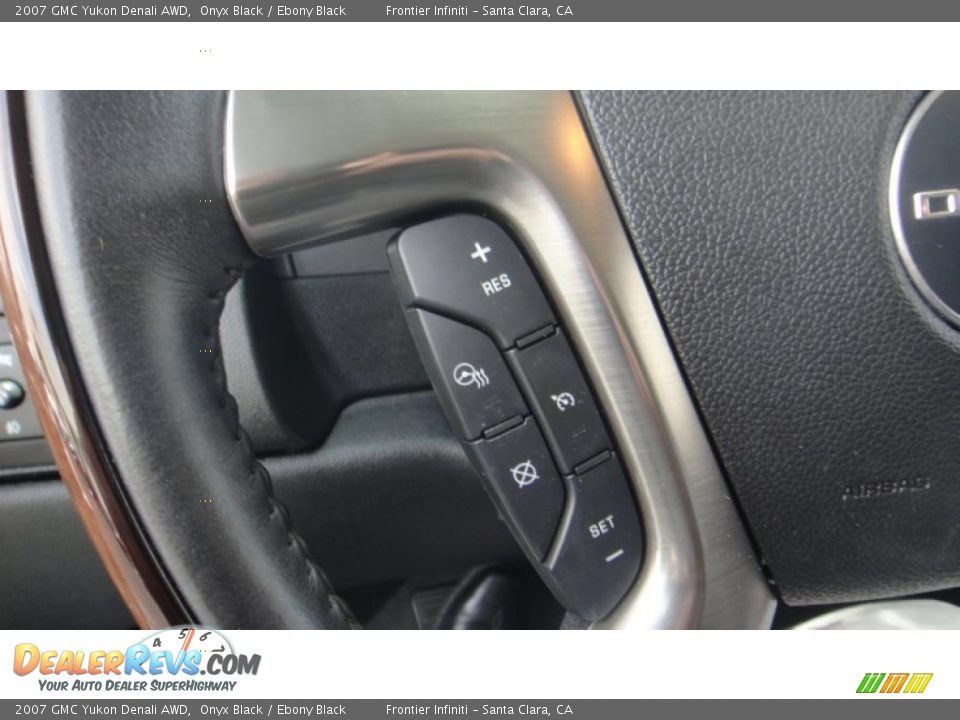 2007 GMC Yukon Denali AWD Onyx Black / Ebony Black Photo #24