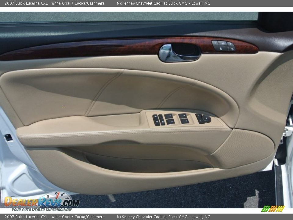 2007 Buick Lucerne CXL White Opal / Cocoa/Cashmere Photo #10