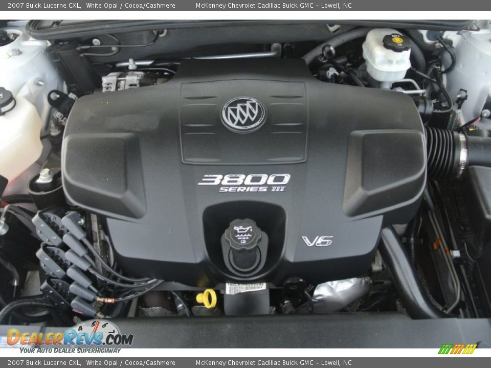 2007 Buick Lucerne CXL White Opal / Cocoa/Cashmere Photo #25