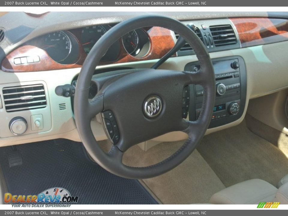 2007 Buick Lucerne CXL White Opal / Cocoa/Cashmere Photo #26