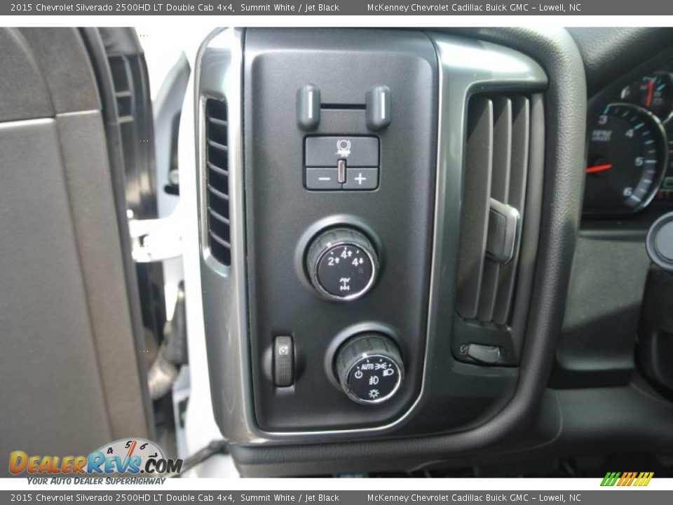 2015 Chevrolet Silverado 2500HD LT Double Cab 4x4 Summit White / Jet Black Photo #10